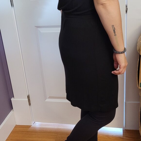 Ladies Black Dress, Lace Top, Size M, EUC - Picture 2 of 6